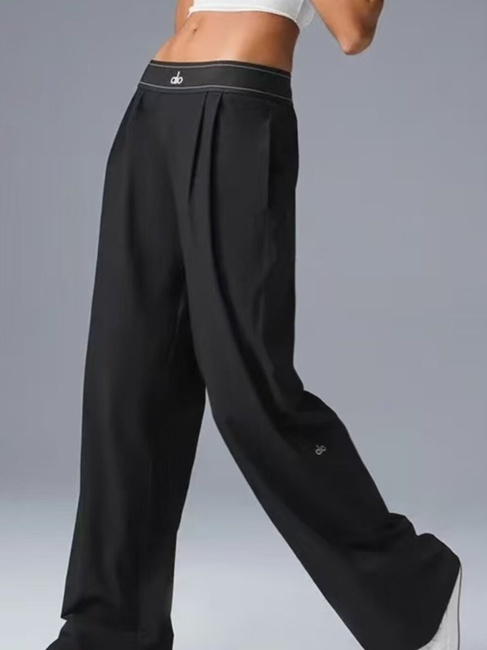 Brand new⚡ ALO Yoga Suit Up Trouser  (Regular) Commuting pants🖤